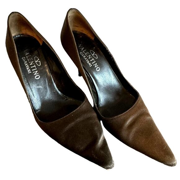 Valentino Garavani Vintage Chocolate Brown Classic Satin Pumps - Picture 2 of 12